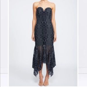 SHONA JOY Bustier Lace Handkerchief Hem Midi Dress